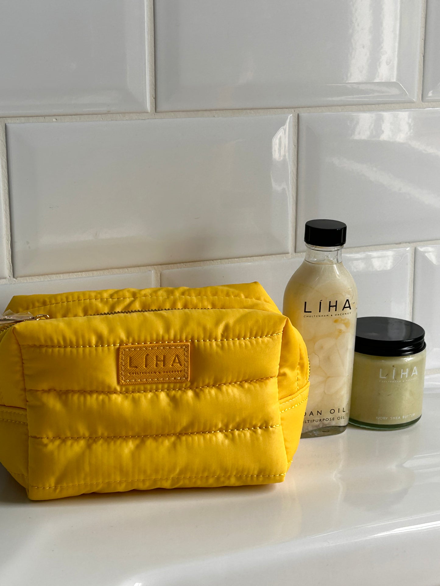 LIHA Travel Bag - LIHA Beauty